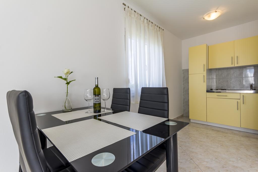 פאז'אנה Apartments Alba מראה חיצוני תמונה